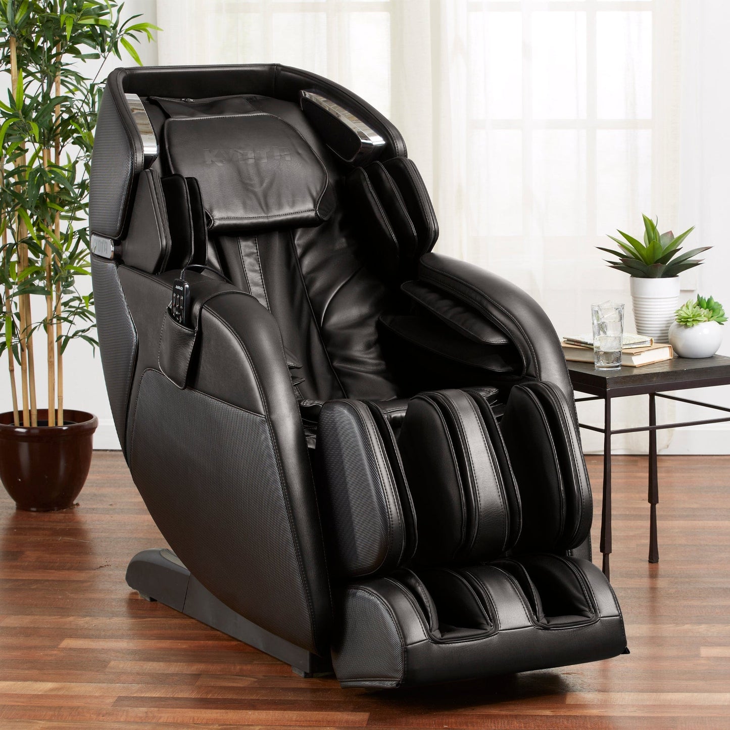 Kyota Massage Chairs Kyota Kenko M673 3D/4D Massage Chair